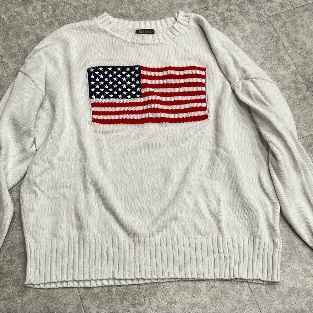 wild fable White Crewneck Sweater with Red & Blue Flag Knit